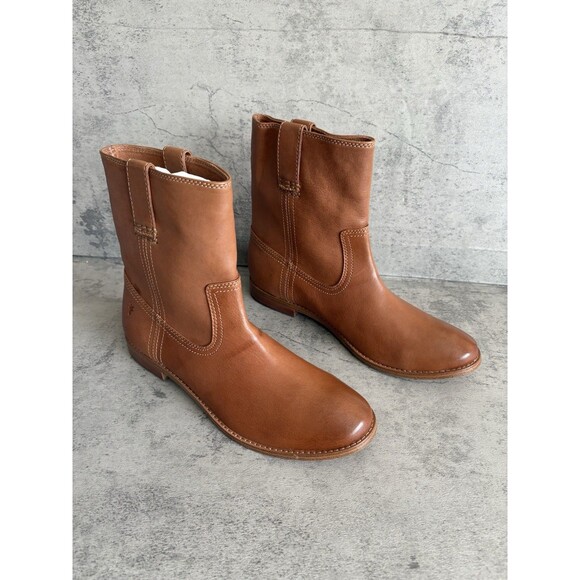 NEW! FRYE Women’s ANNA Shortie Short Leather Pull On Ankle Boots Camel Size 9 M - Picture 1 of 9